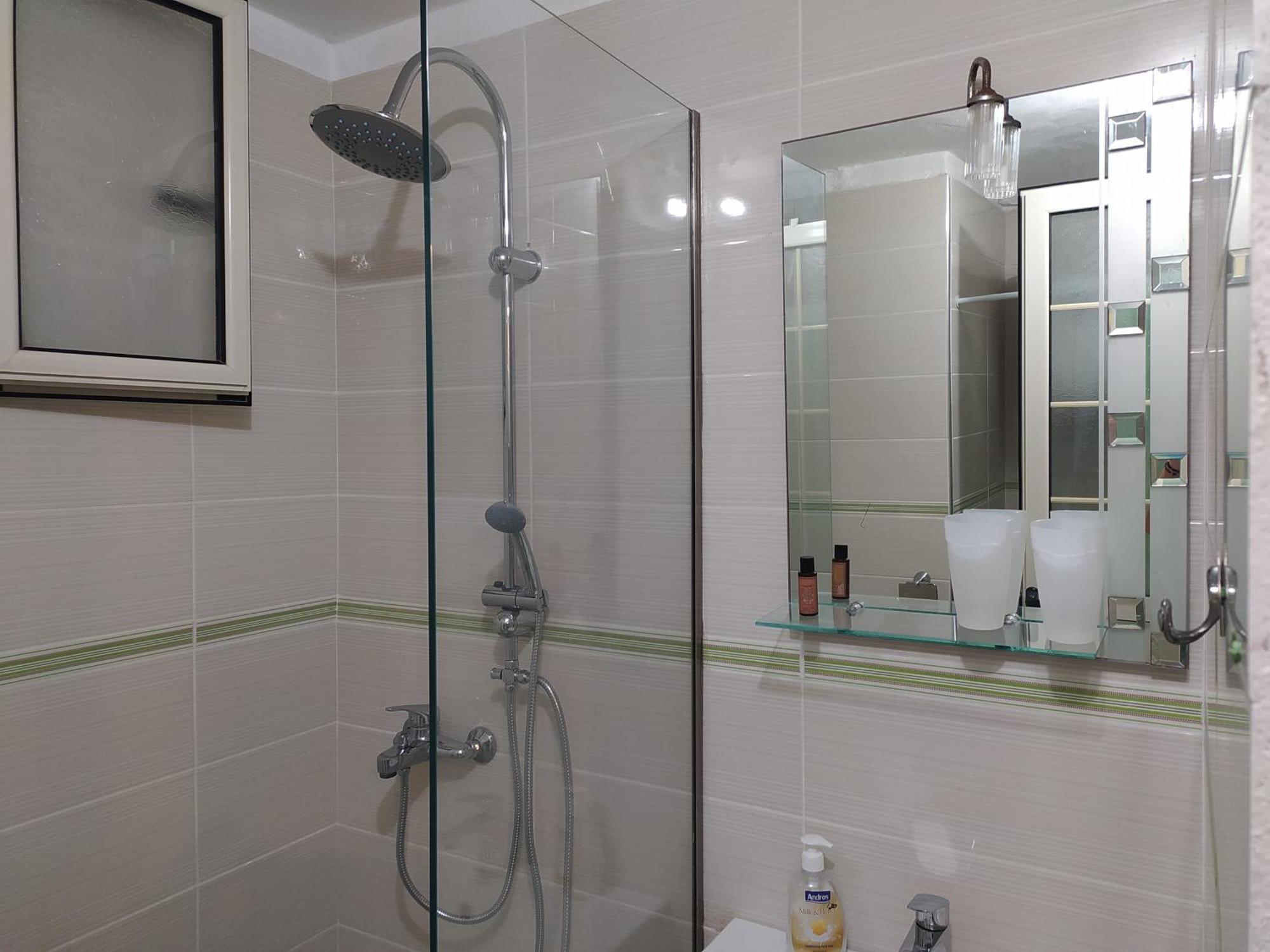 Retzos Rooms Himare Exterior foto
