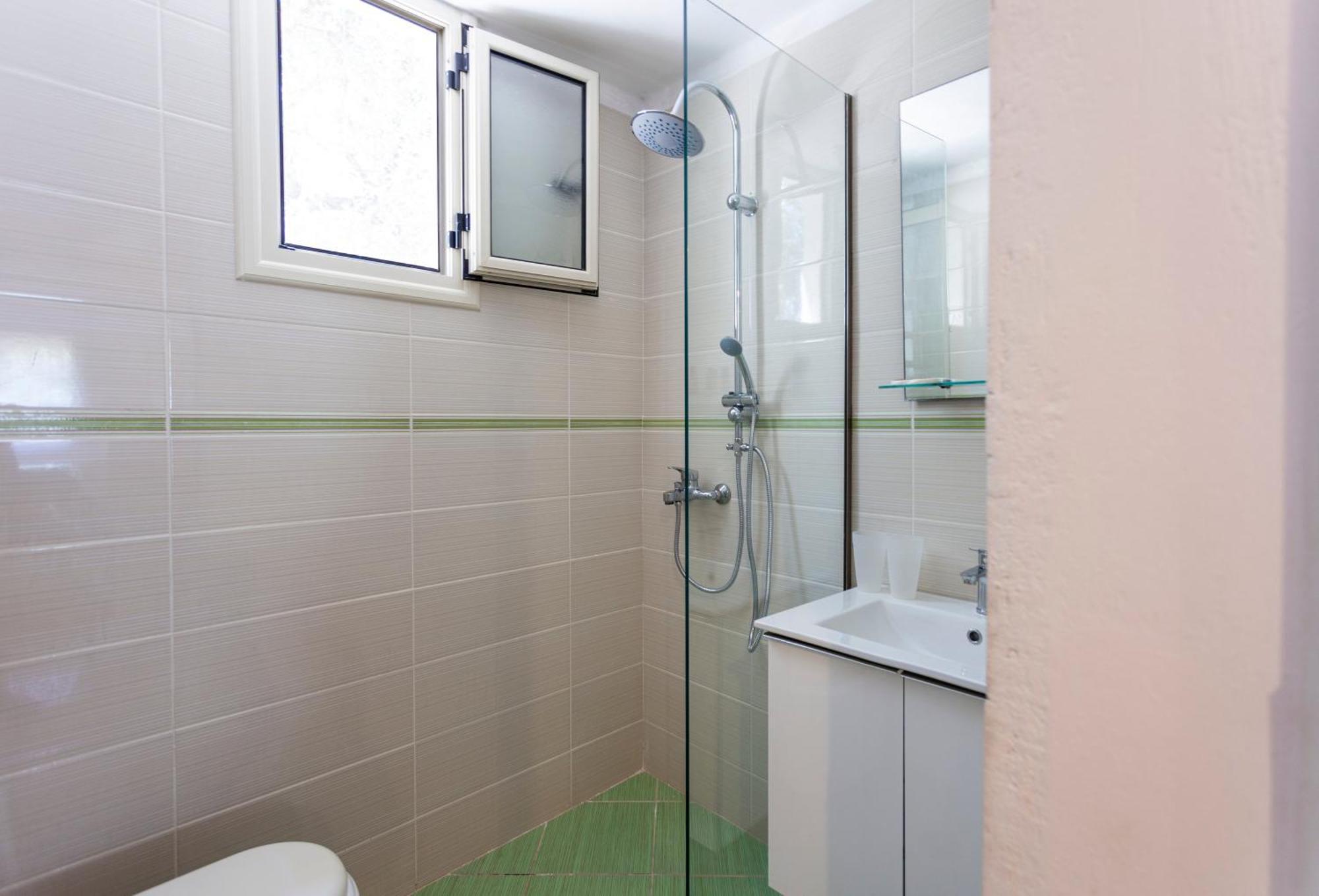 Retzos Rooms Himare Exterior foto